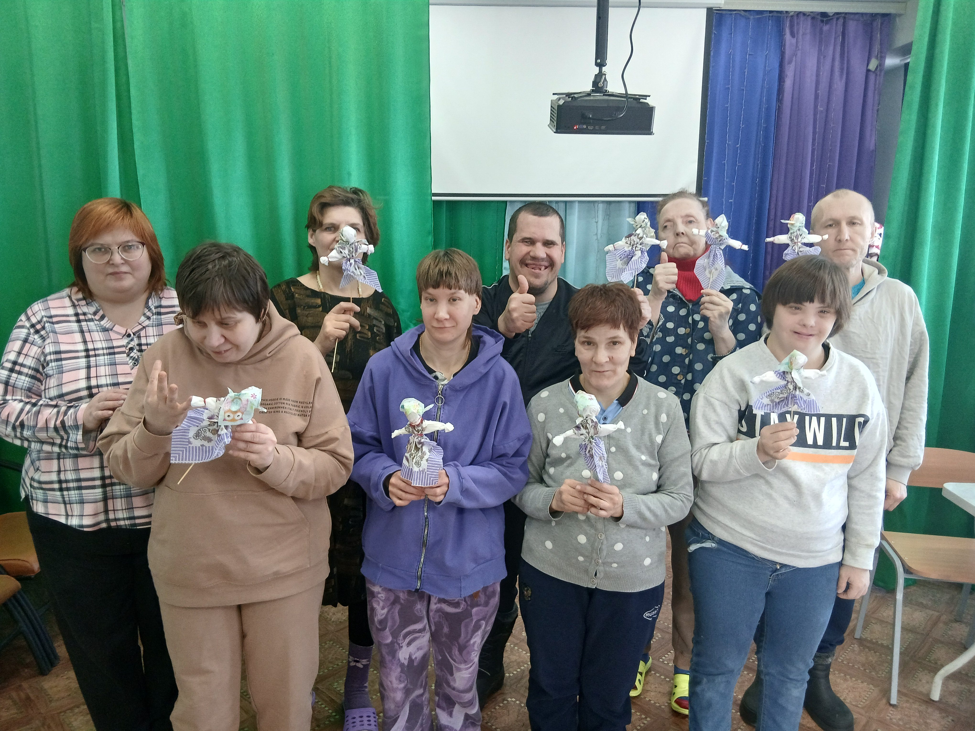 Встреча Масленицы в Енисейском психоневрологическом интернате: мастер-класс от Новоенисейской взрослой библиотеки  