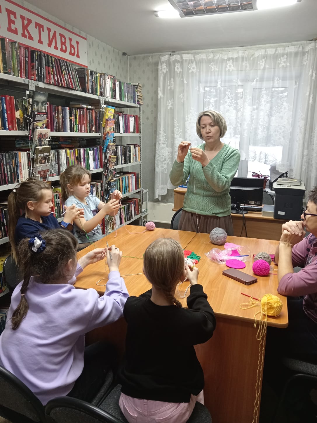 Весёлые крючки