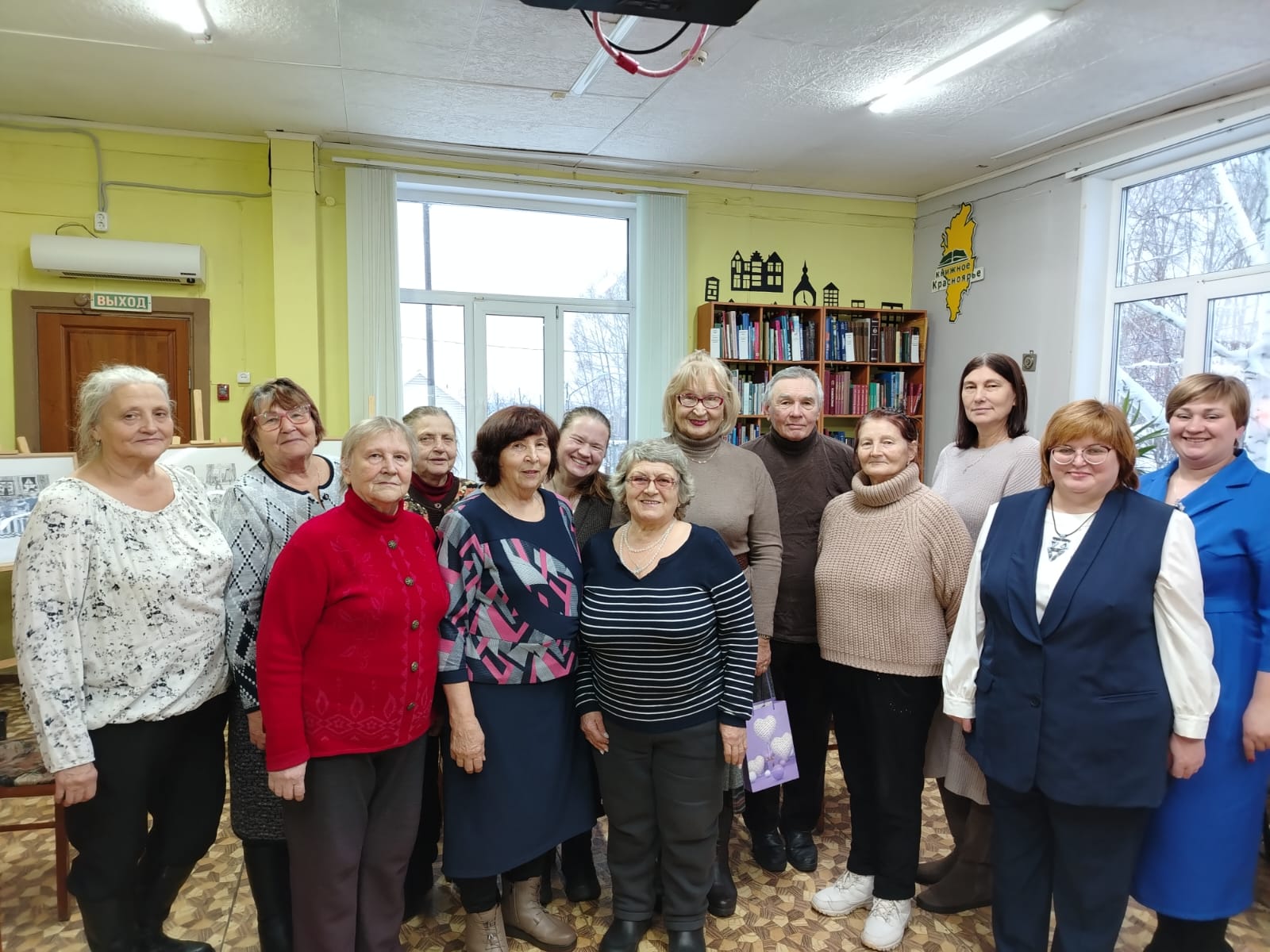 Презентация книги Аллы Александровны Кругловой «Домашка под дождём» в Новоенисейской библиотеке